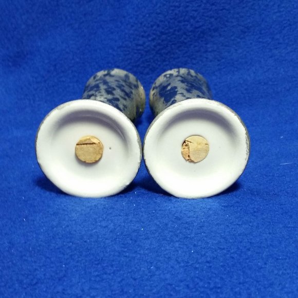 Weeping Gold Salt and Pepper Shaker Set 1940's MCM Weeping Gold Over Porcelain - Picture 10 of 10